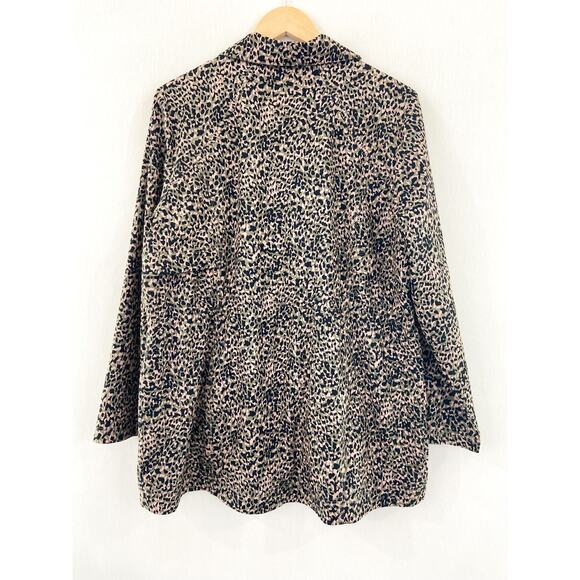 Chico's Zenergy Printed Anorak Jacket sz 12 Camo Animal Print Neema UPF - Picture 4 of 7